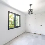4 Bdrms Charming 3 Palms Villa In Elviria, Sea Views!