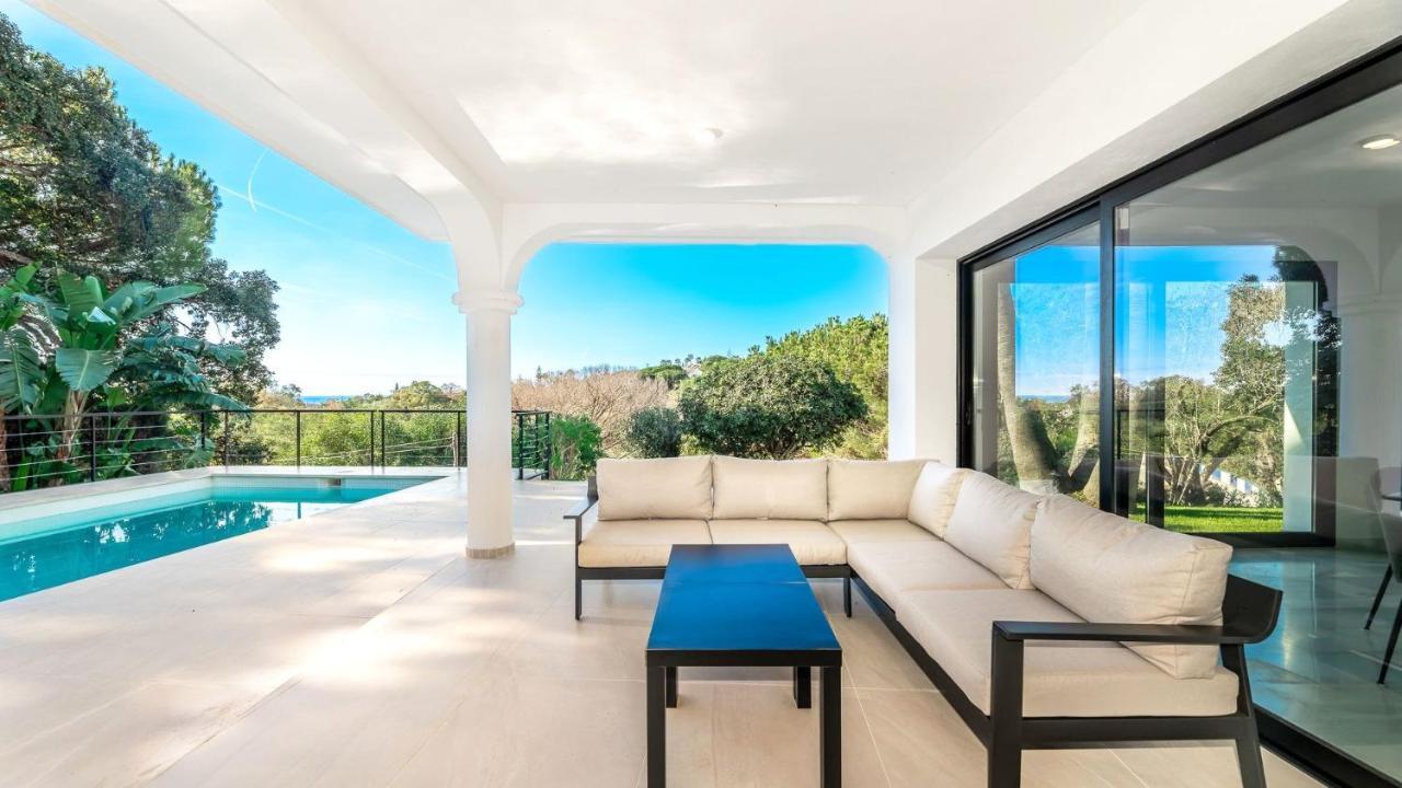 4 Bdrms Charming 3 Palms In Elviria, Sea Views! Villa Marbella